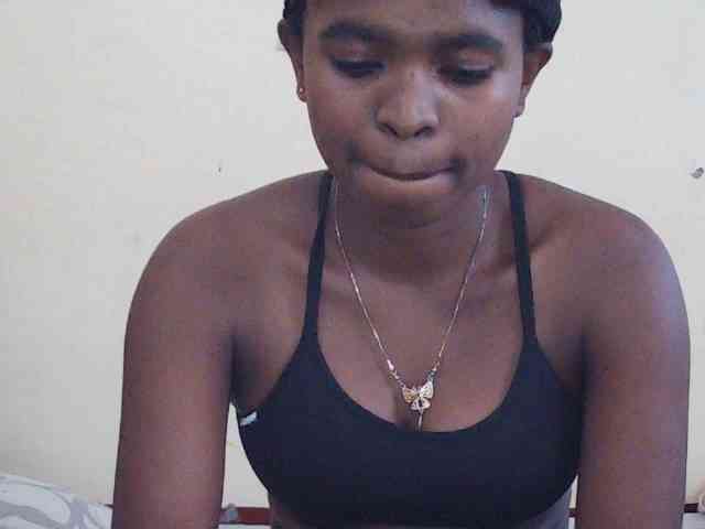 Sweetdiva2 webcam