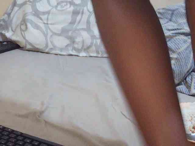 Sweetdiva2 webcam