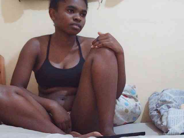 Sweetdiva2 webcam