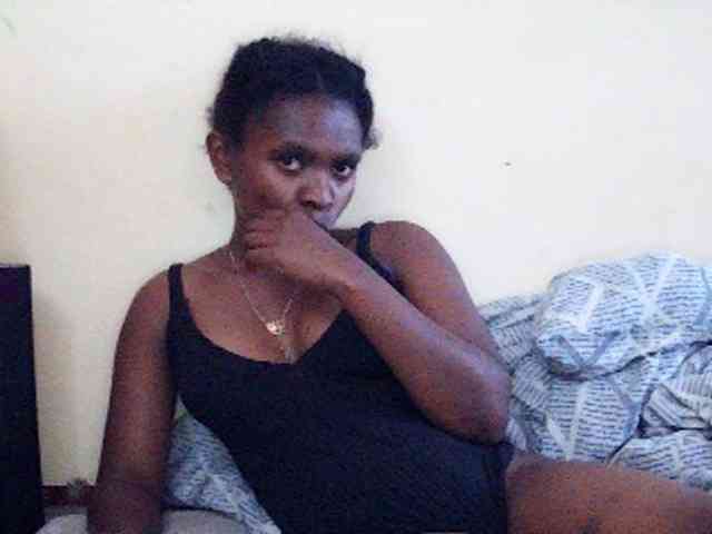 Sweetdiva2 webcam