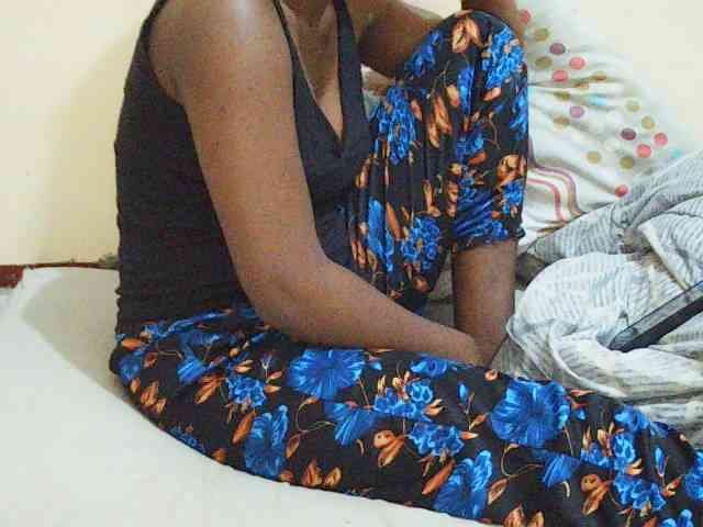 Sweetdiva2 webcam