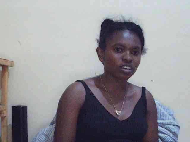 Sweetdiva2 webcam