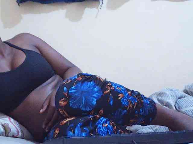 Sweetdiva2 webcam