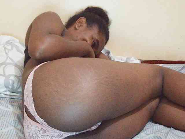 Sweetdiva2 webcam