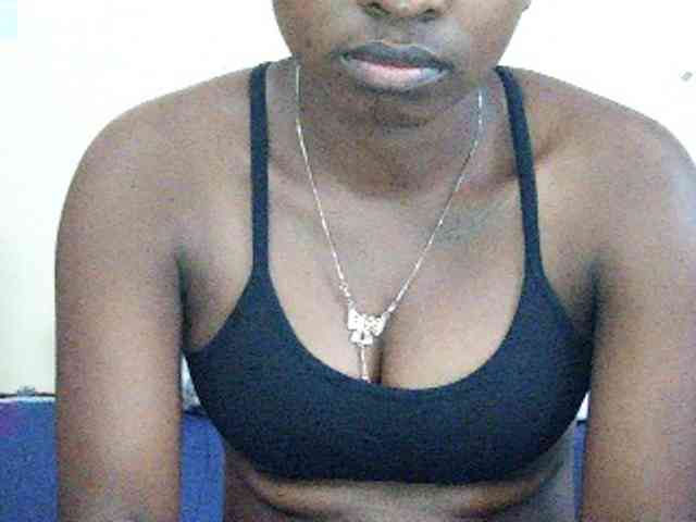 Sweetdiva2 webcam
