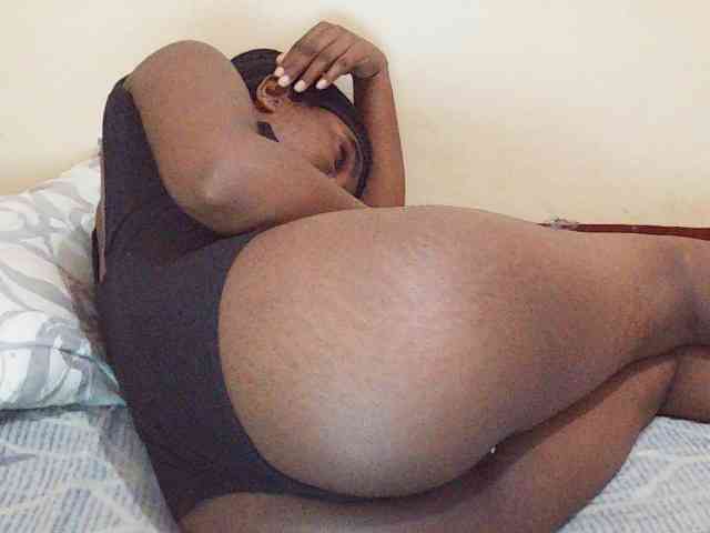 Sweetdiva2 webcam