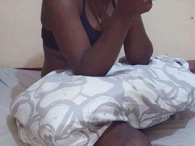 Sweetdiva2 webcam