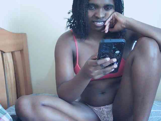 Sweetdiva2 webcam