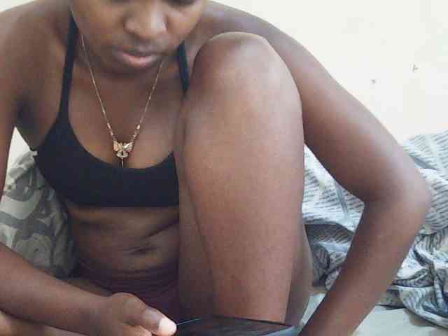 Sweetdiva2 webcam