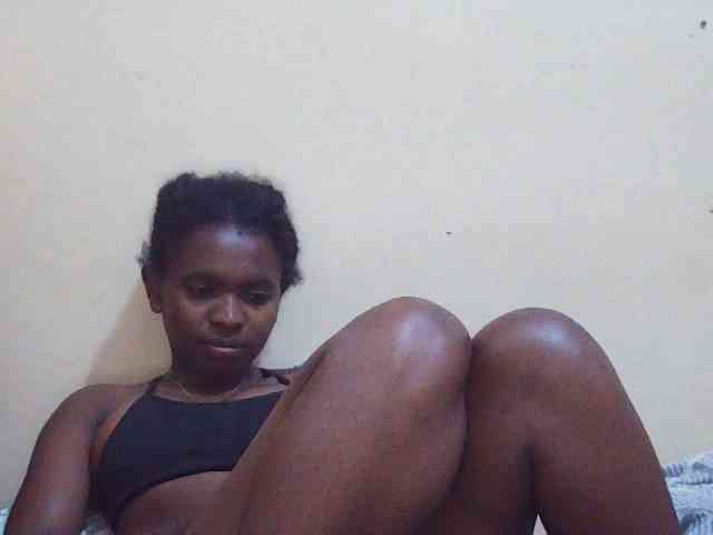 Sweetdiva2 webcam
