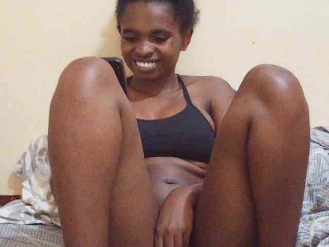 Sweetdiva2 webcam