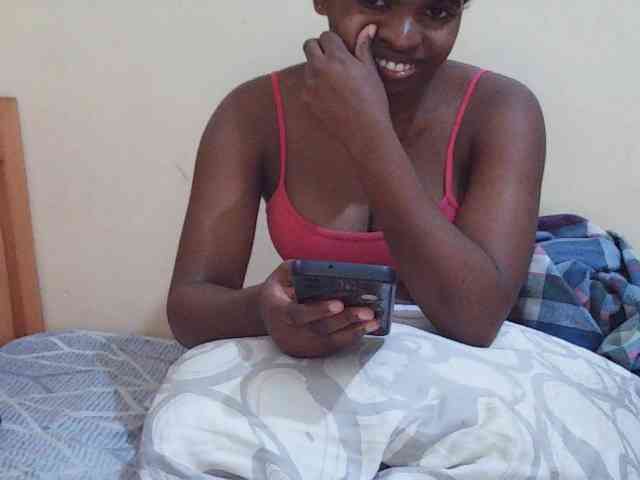 Sweetdiva2 webcam