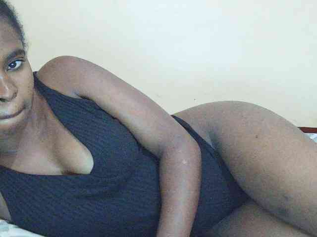 Sweetdiva2 webcam
