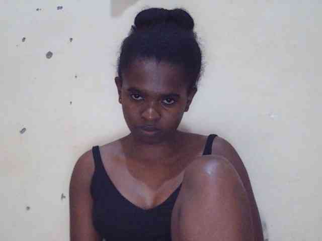 Sweetdiva2 webcam