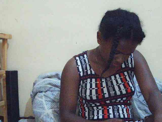 Sweetdiva2 webcam