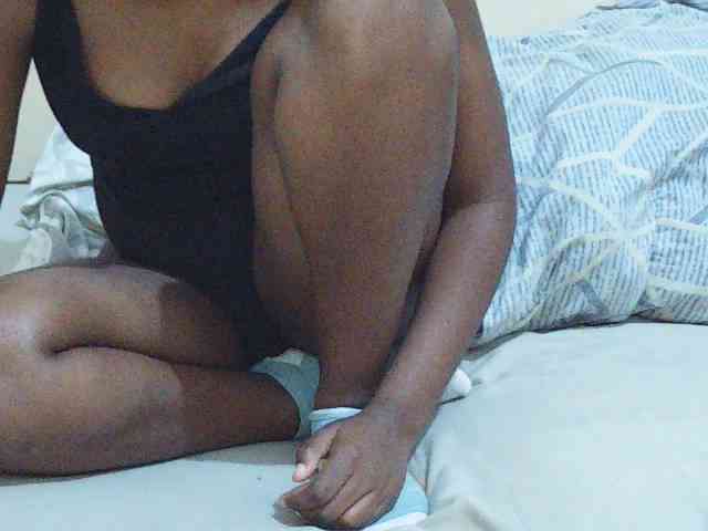 Sweetdiva2 webcam