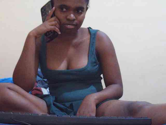 Sweetdiva2 webcam