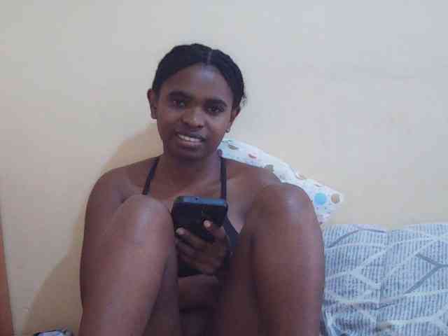 Sweetdiva2 webcam