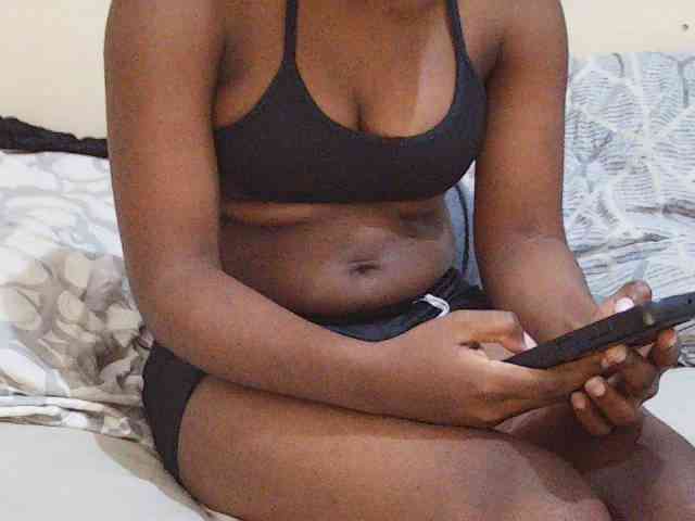 Sweetdiva2 webcam