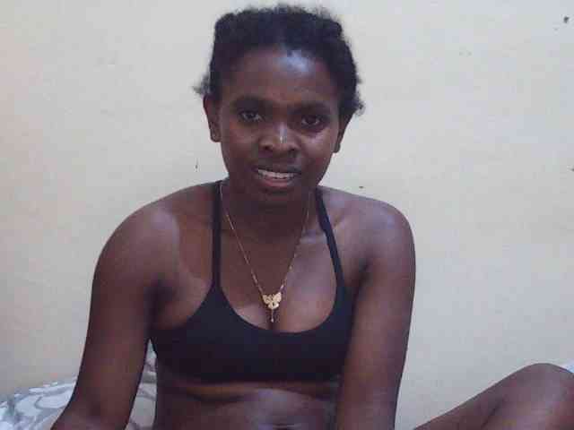 Sweetdiva2 webcam