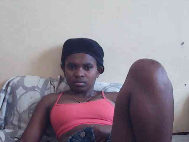 Sweetdiva2 webcam
