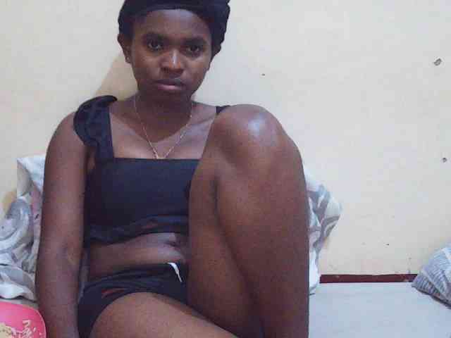 Sweetdiva2 webcam
