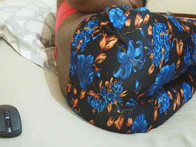 Sweetdiva2 webcam