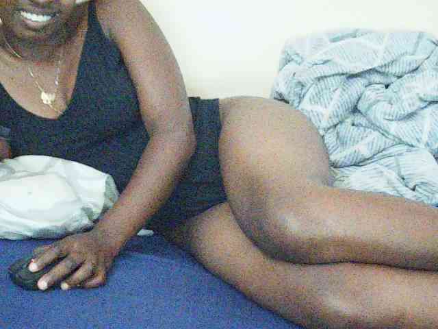 Sweetdiva2 webcam