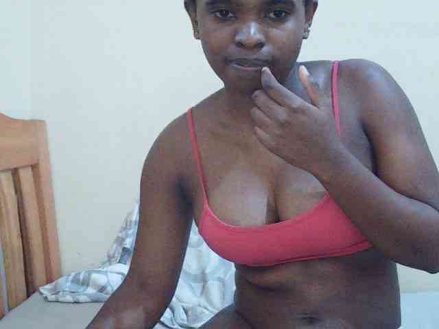 Sweetdiva2 webcam