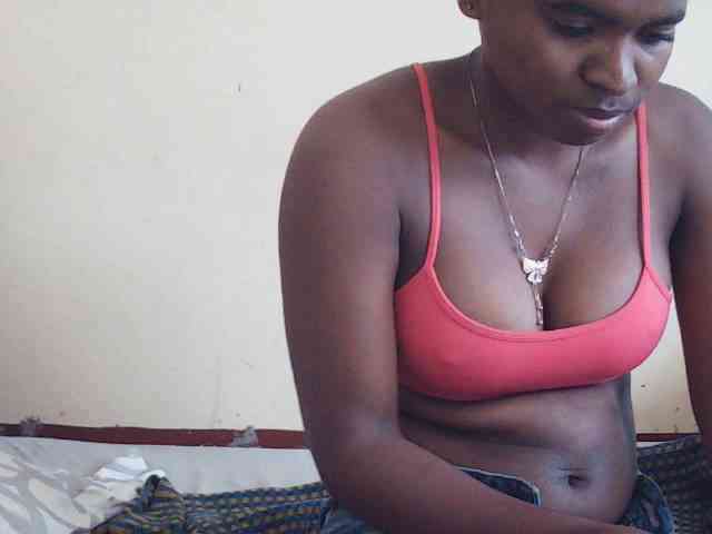 Sweetdiva2 webcam