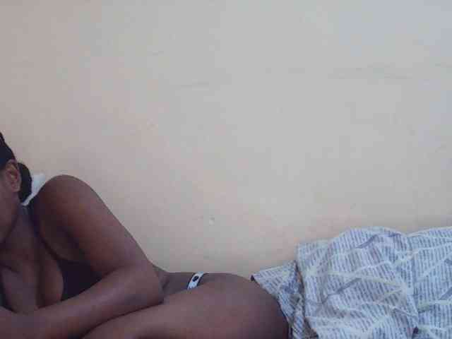 Sweetdiva2 webcam