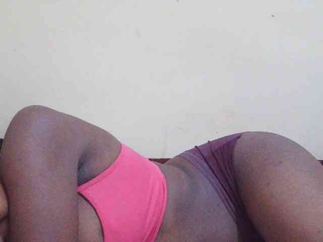 Sweetdiva2 webcam
