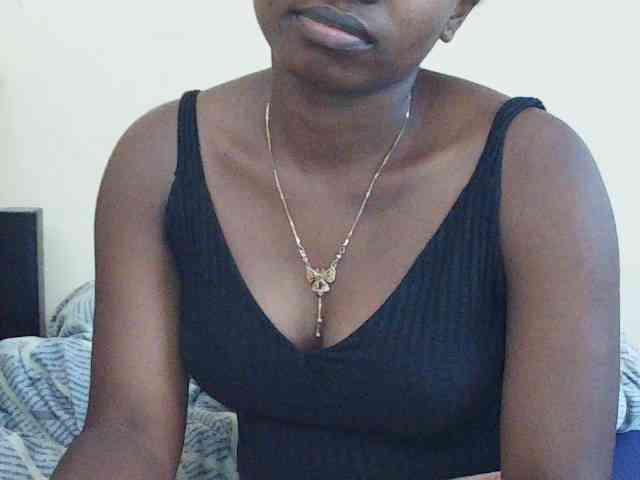 Sweetdiva2 webcam