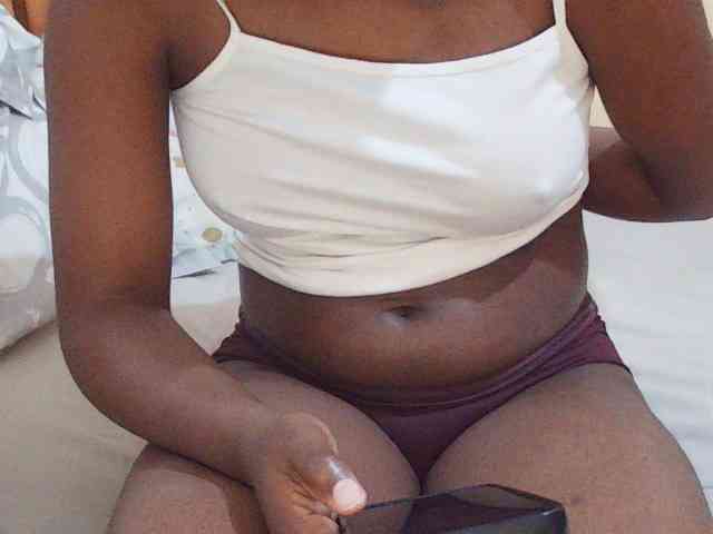 Sweetdiva2 webcam