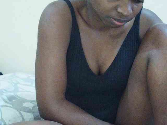 Sweetdiva2 webcam