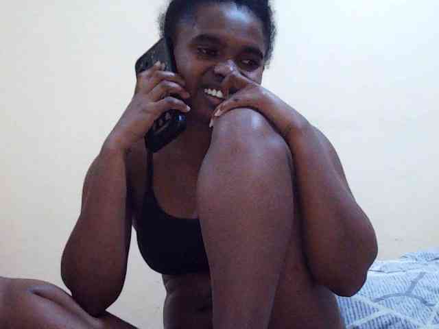 Sweetdiva2 webcam