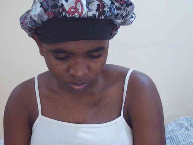 Sweetdiva2 webcam