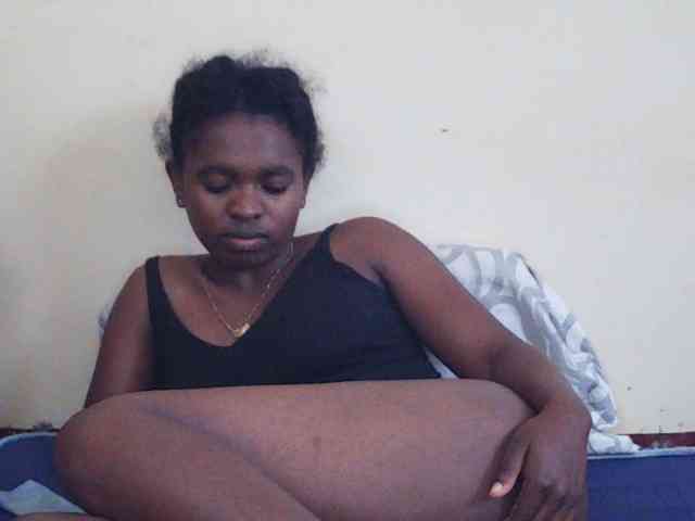 Sweetdiva2 webcam