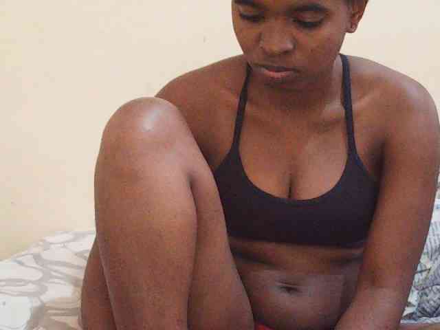 Sweetdiva2 webcam