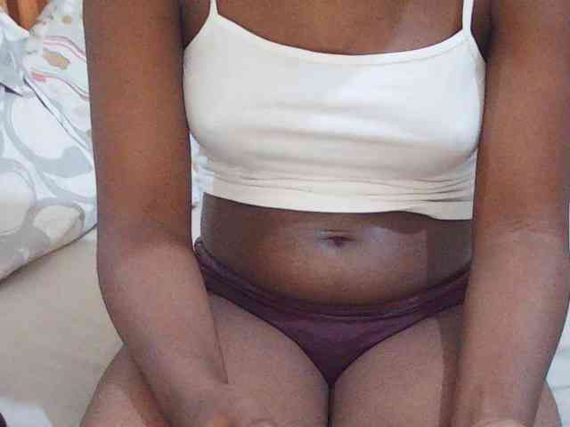 Sweetdiva2 webcam