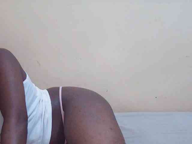 Sweetdiva2 webcam
