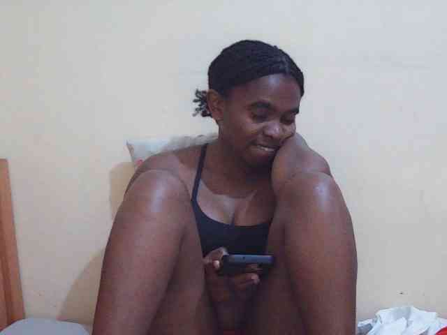 Sweetdiva2 webcam
