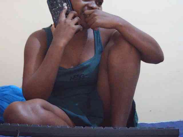 Sweetdiva2 webcam