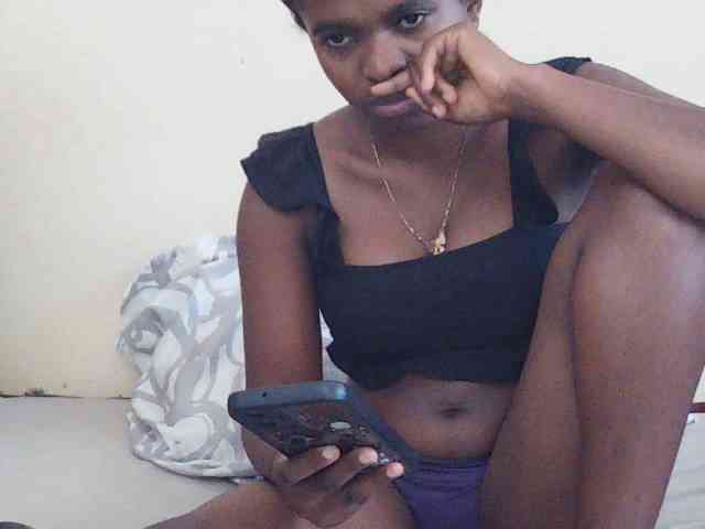 Sweetdiva2 webcam
