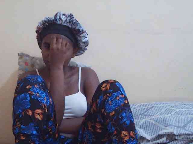 Sweetdiva2 webcam