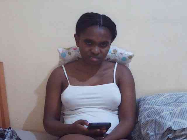 Sweetdiva2 webcam