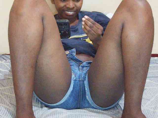 Sweetdiva2 webcam