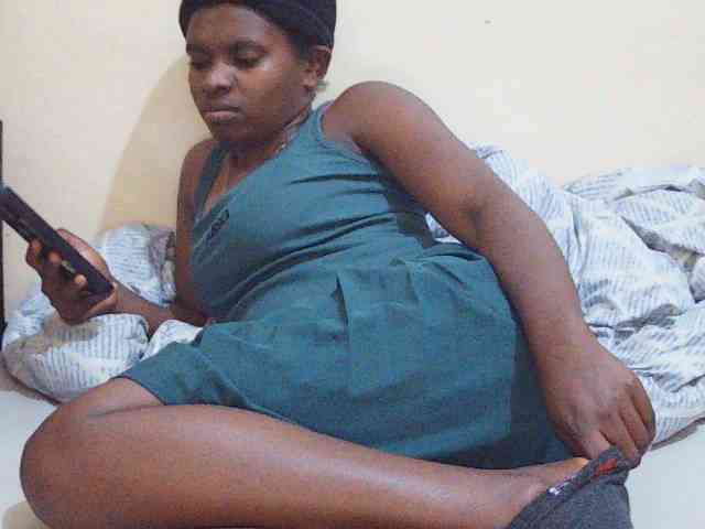 Sweetdiva2 webcam