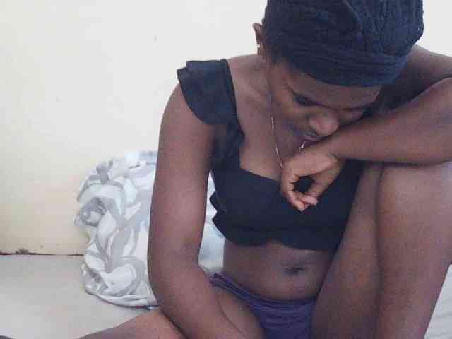 Sweetdiva2 webcam