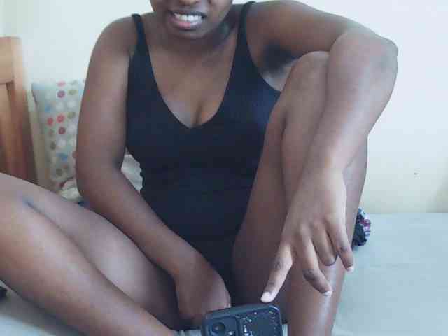Sweetdiva2 webcam